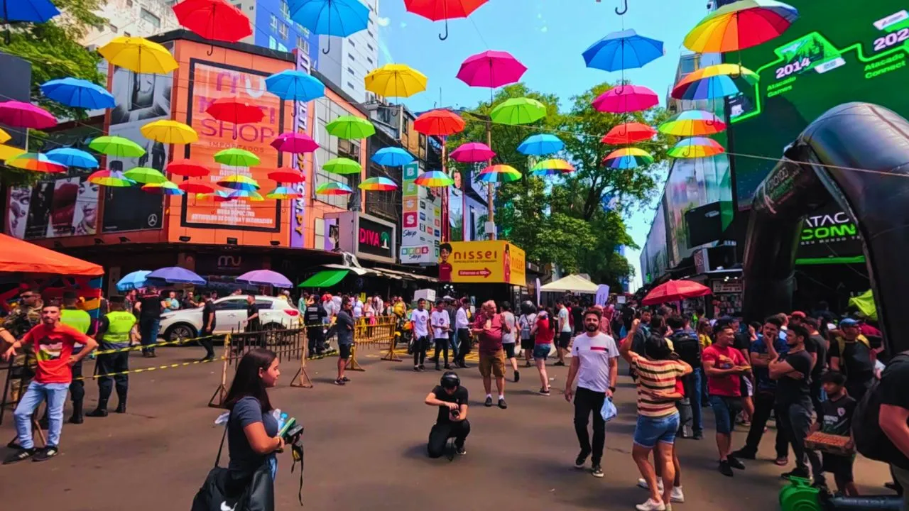 Dólar em queda e anima turistas às vésperas da Black Friday Paraguai